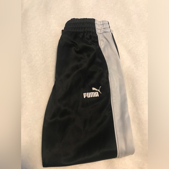 PUMA joggers size 6 in Kids - Picture 1 of 3